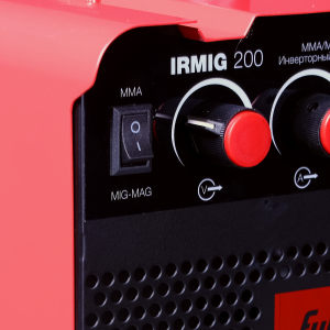 Сварочный полуавтомат FUBAG IRMIG 200 с горелкой 250 А в комплекте в Нижнем Новгороде фото